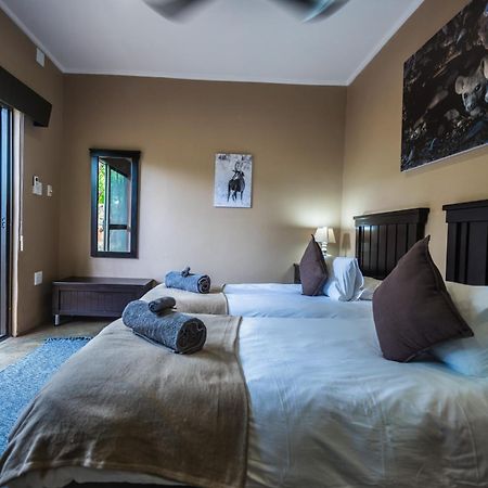 Maninghi Lodge Balule Természetvédelmi Rezervátum Kültér fotó