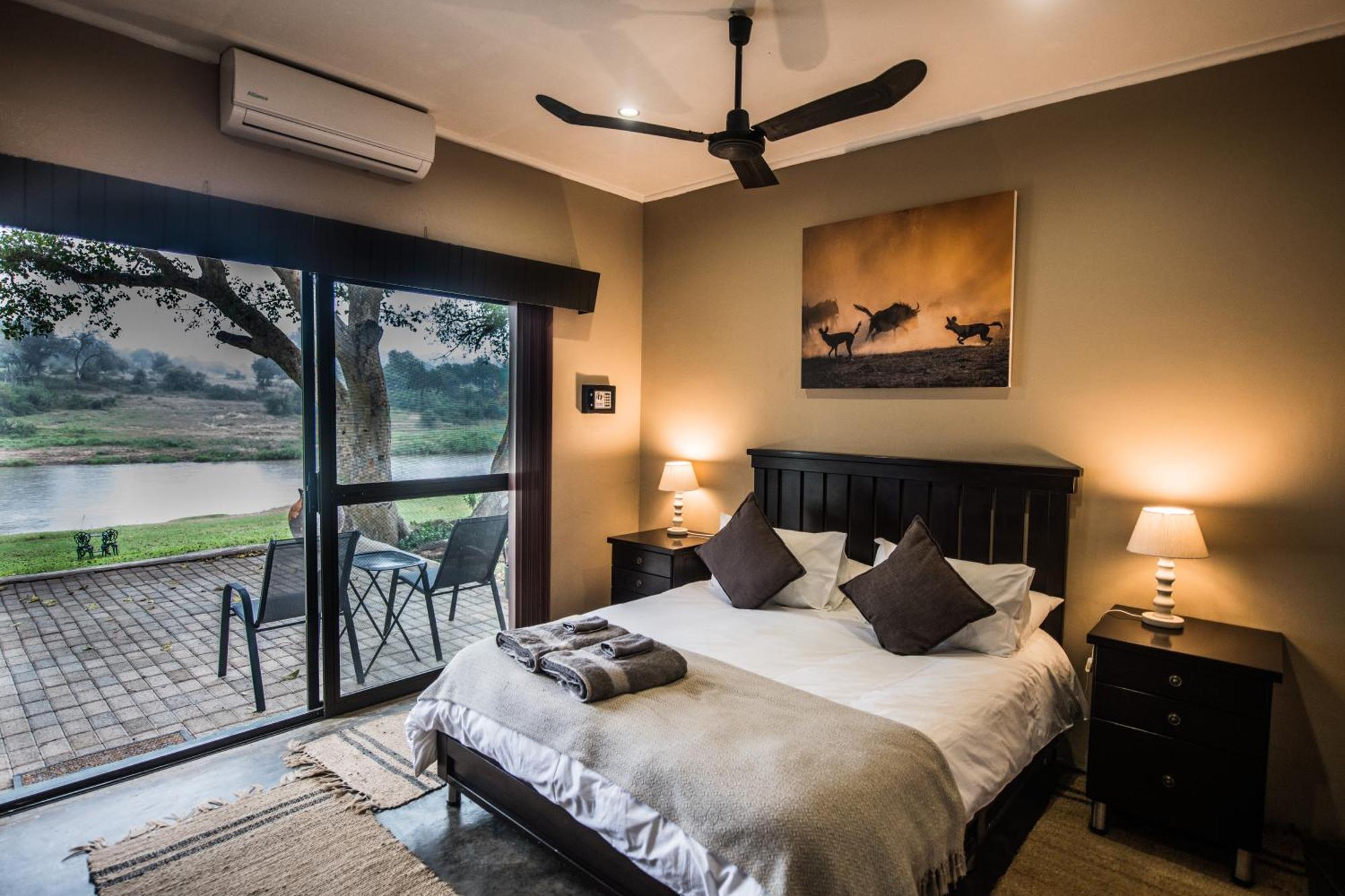 Maninghi Lodge Balule Természetvédelmi Rezervátum Kültér fotó
