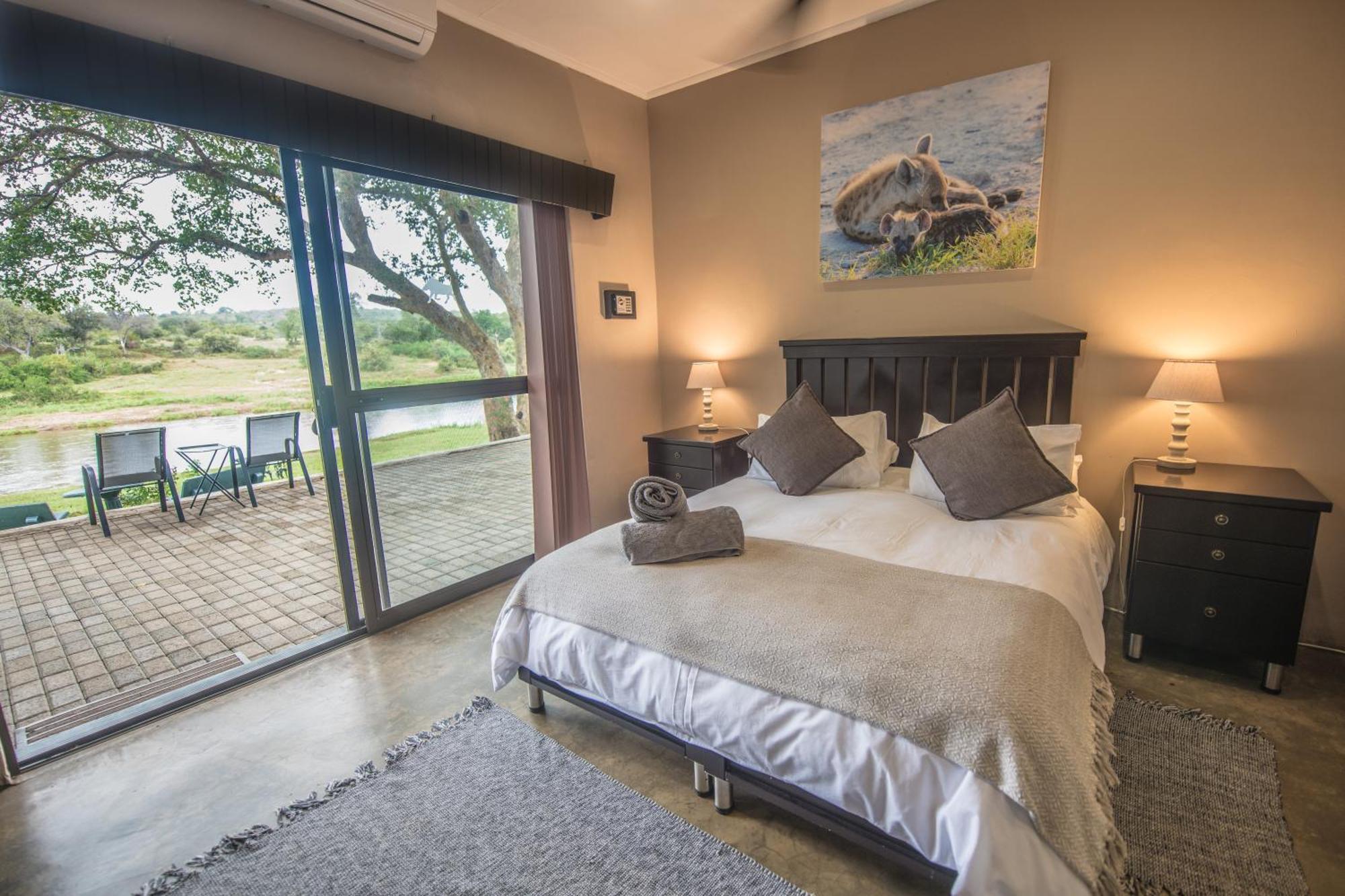 Maninghi Lodge Balule Természetvédelmi Rezervátum Kültér fotó
